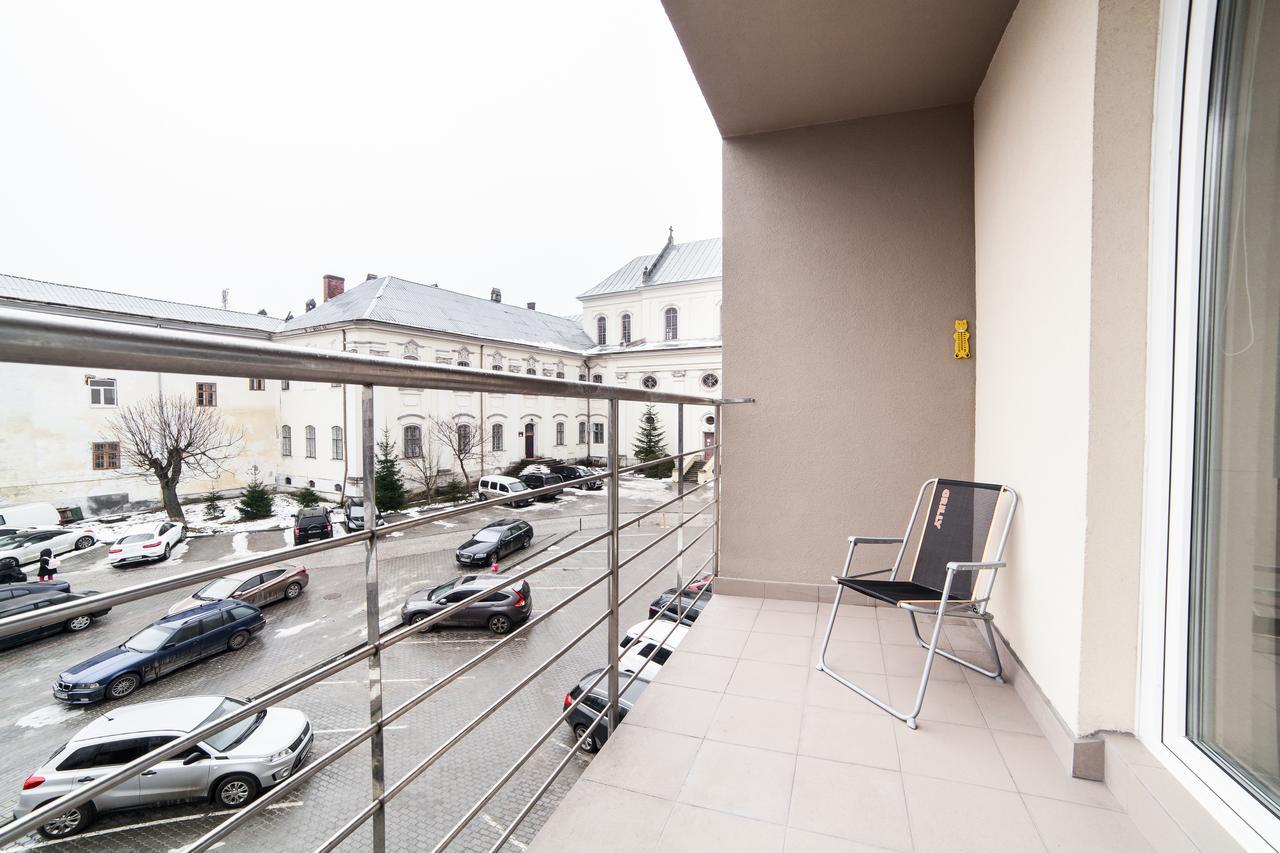 Lviv Land Leilighet Eksteriør bilde
